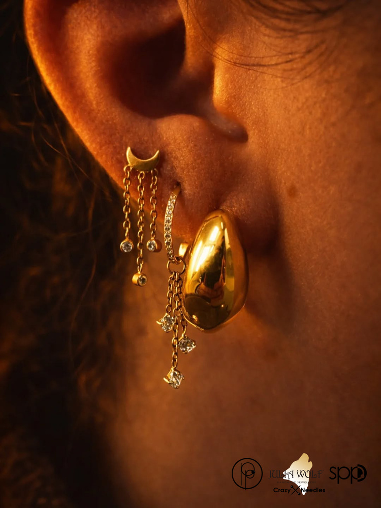 Titanium labret moon with zircons - gold - TGW-160
