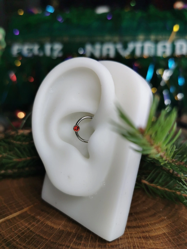 Titanium piercing ring BCR clicker with red zirconia - silver - TK-080