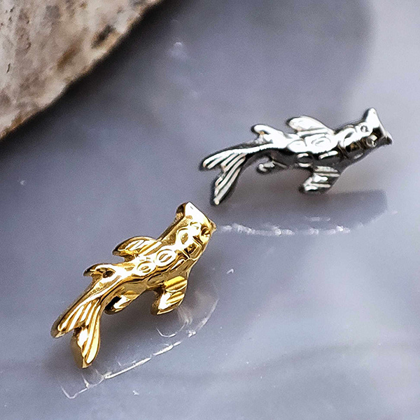 Titanium attachment koi fish - gold - TNA-190