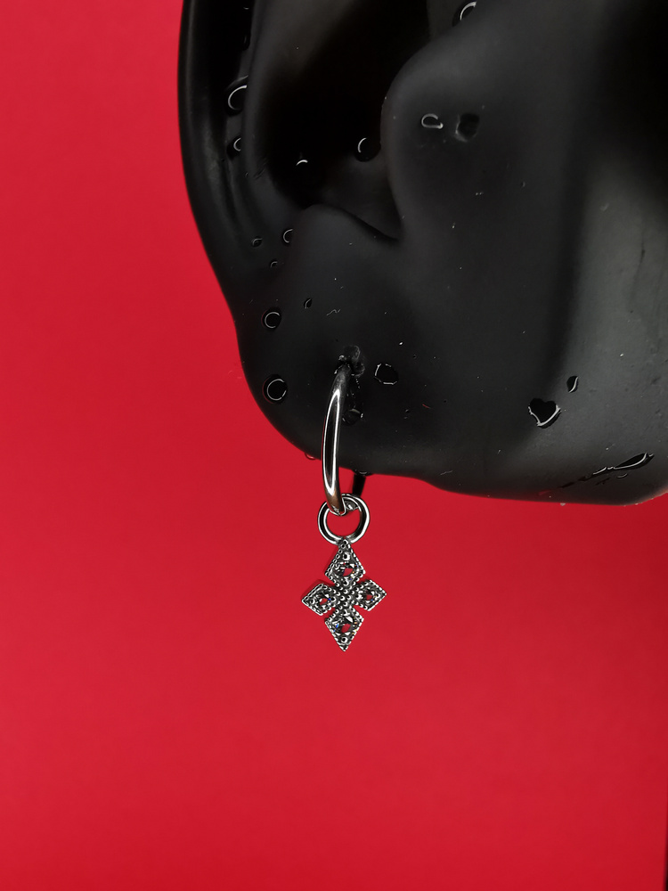 Charms - CoCr NF - ażurowy z białymi cyrkoniami - srebrny - D-086