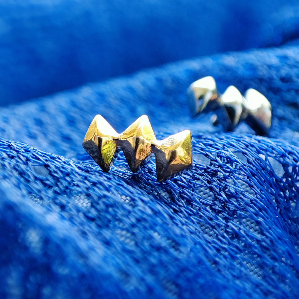 Titanium attachment cluster - gold - TNA-013