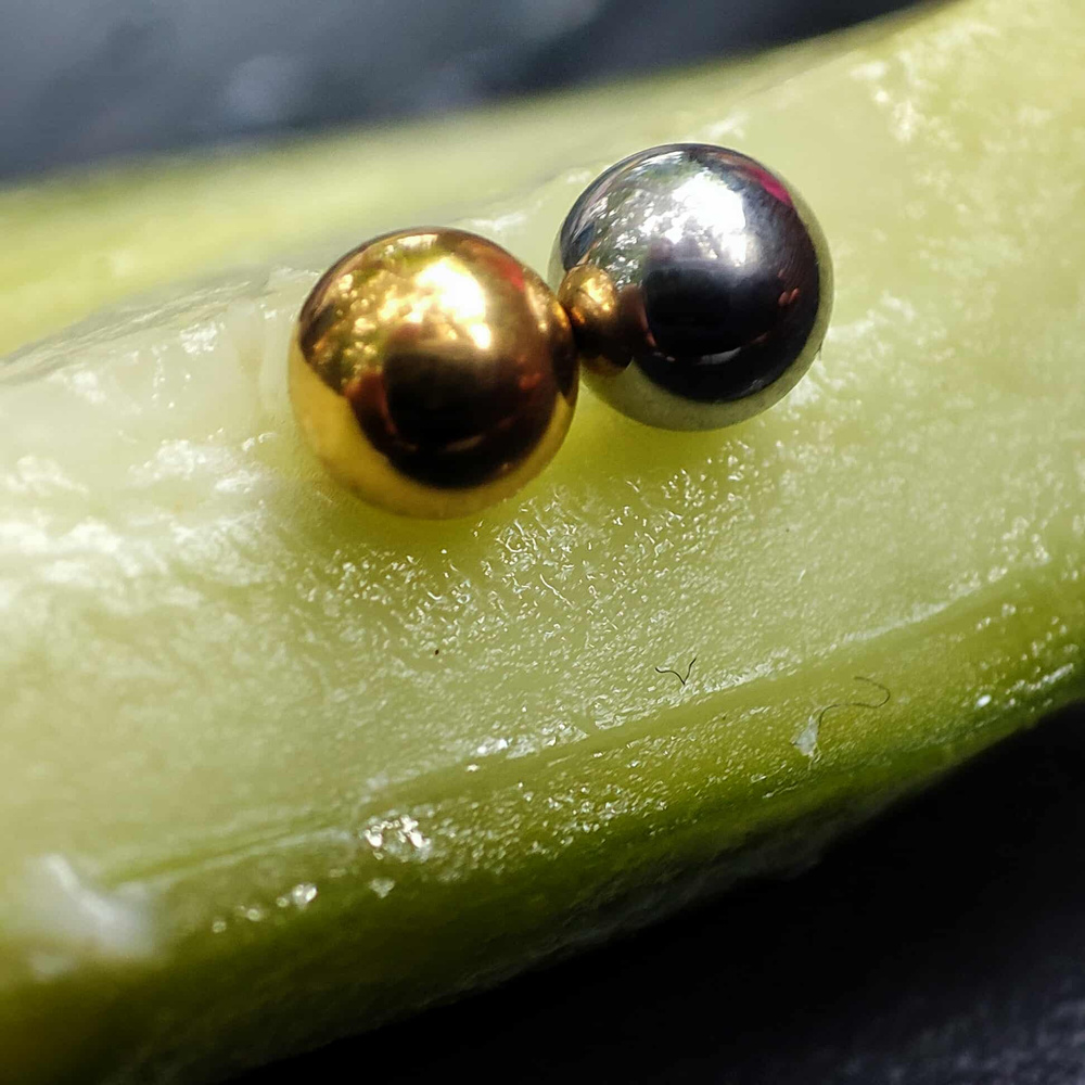 Tytanowa nakrętka - czarna kulka - TNA-025