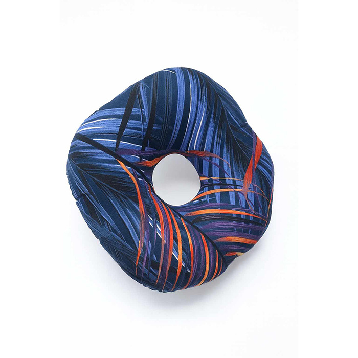 Poduszka do spania z otworem na ucho - palmy - NK-046