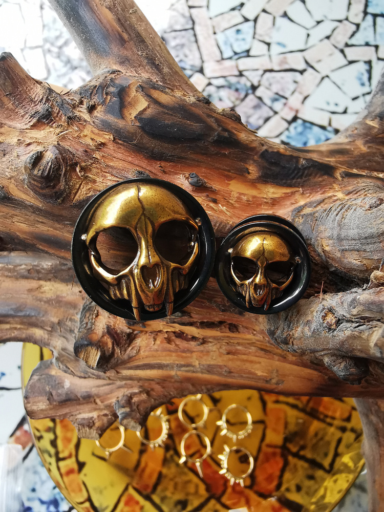 Tunnel - cat skull - PT-139