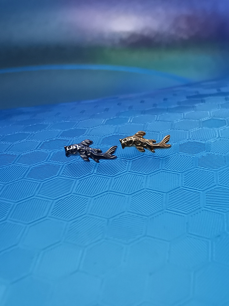 Titanium attachment koi fish - gold - TNA-190