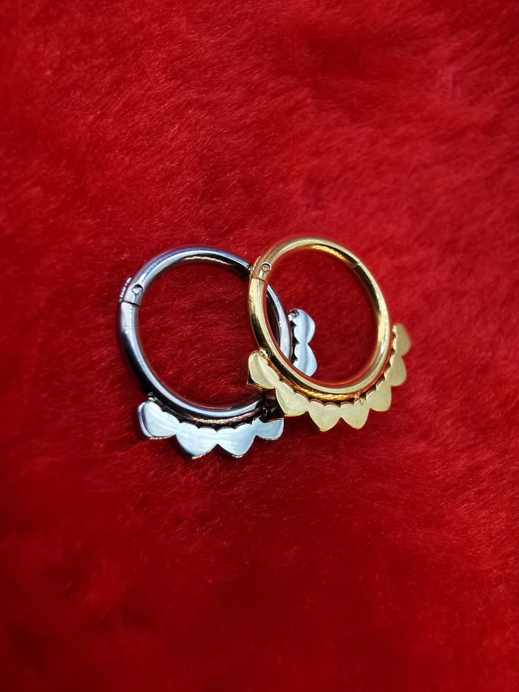 CLICKER   ring - gold hearts - K-002