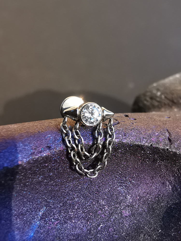 Titanium labret with white zirconia and chains - silver