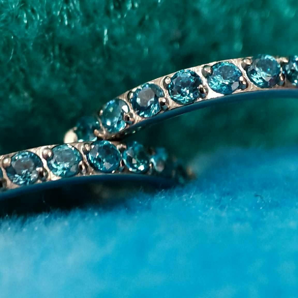 Titanium clicker ring with blue cubic zirconia - silver - TK-023