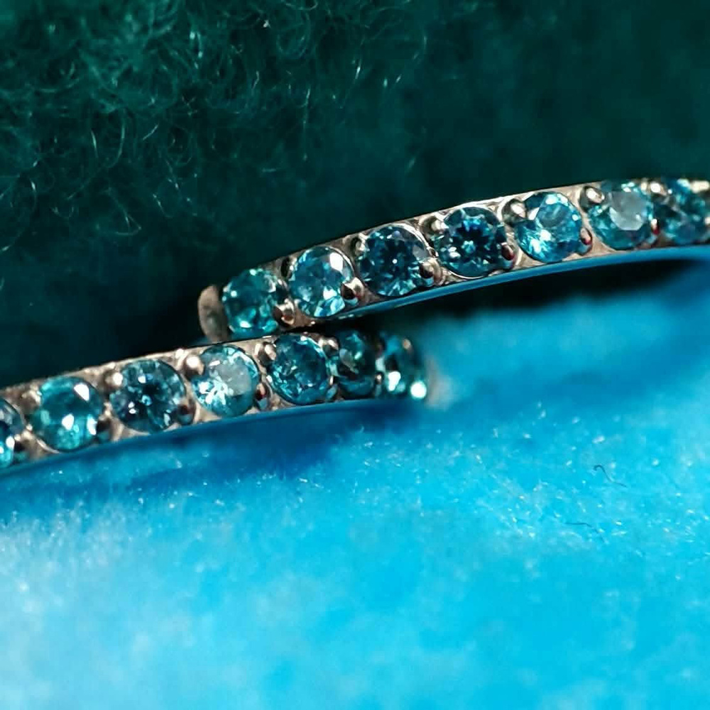 Titanium clicker ring with blue cubic zirconia - silver - TK-023