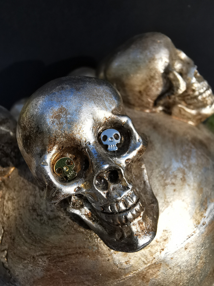 Titanium attachment for pins gold skull - TNA-049