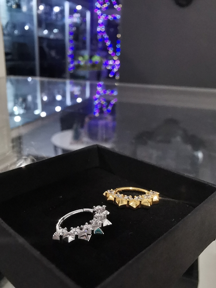 Gold clicker ring with white premium Zirconia - CoCr NF - K-044