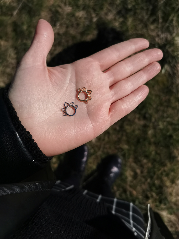 Titanium piercing clicker mandala - gold - TK-090